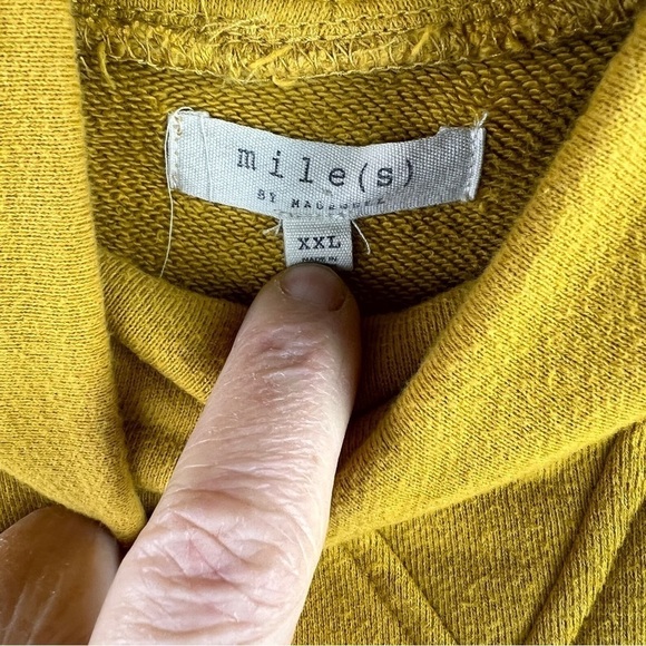 mile(s) Of MADEWELL Goldenrod Cropped Sweatshirt with cowl neck, long sleeves - Picture 4 of 8